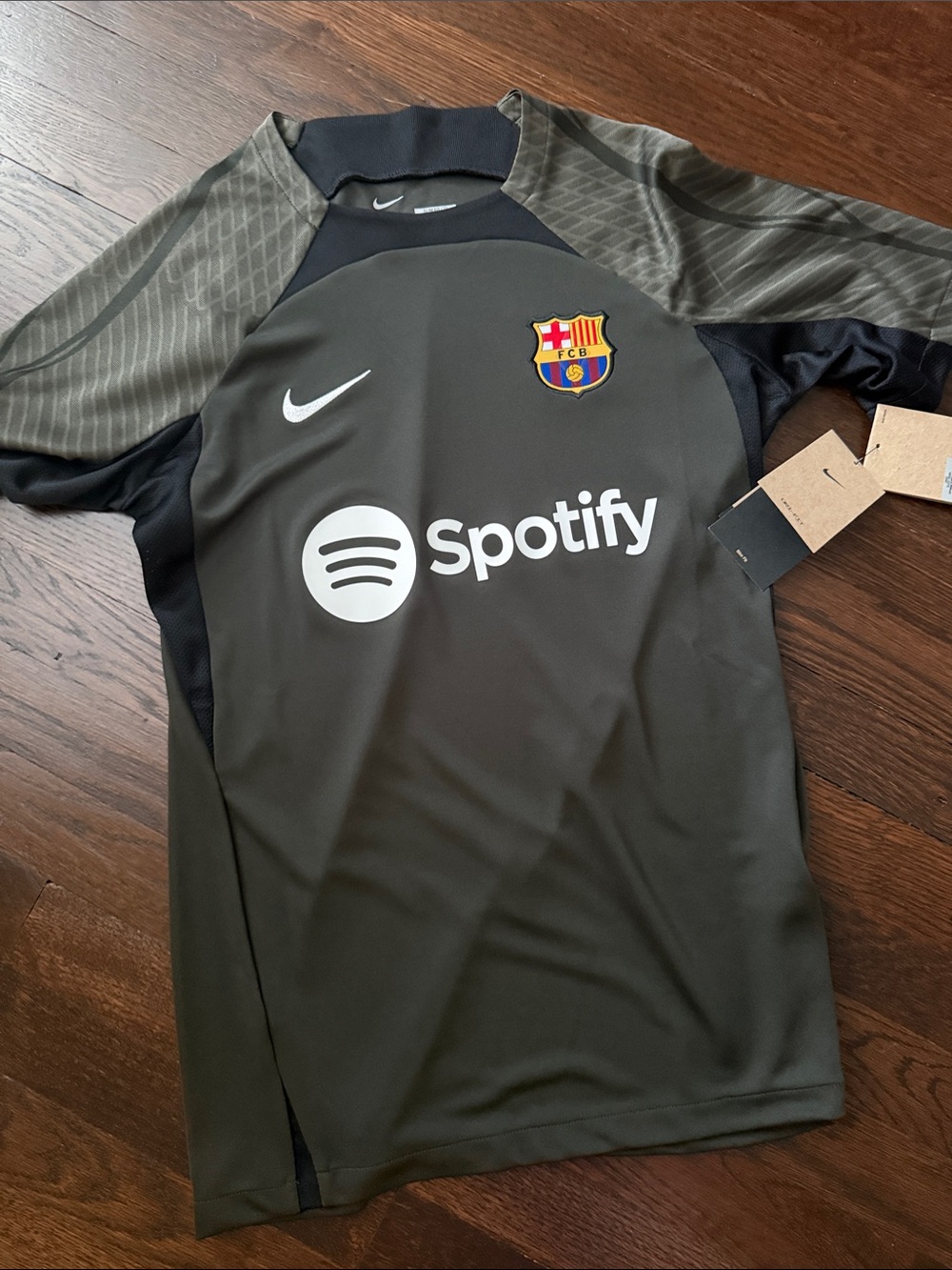 Nike FC Barcelona Training Shirt with Spotify Logo NWT